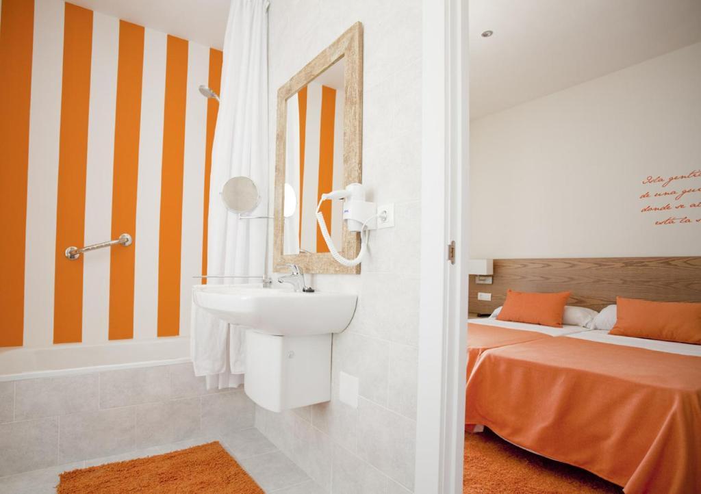 Boutique Isla Tabarca Hotel Room photo